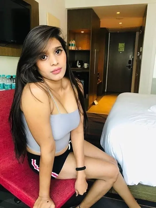 कॉल गर्ल्स सर्विस  पैनावु